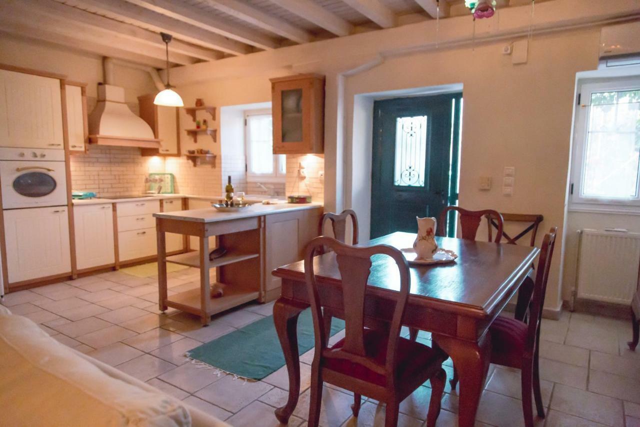 Traditional House In The Centre Of Vasiliki المظهر الخارجي الصورة